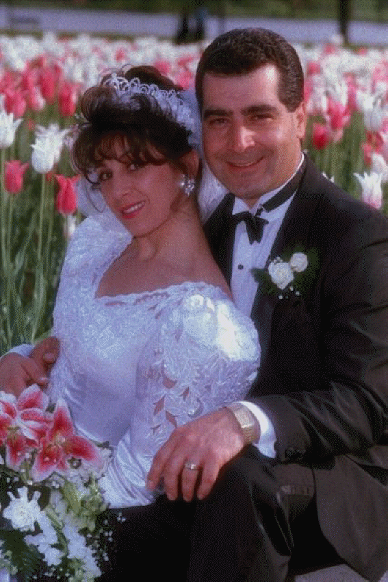 Relationships showing a happy couple